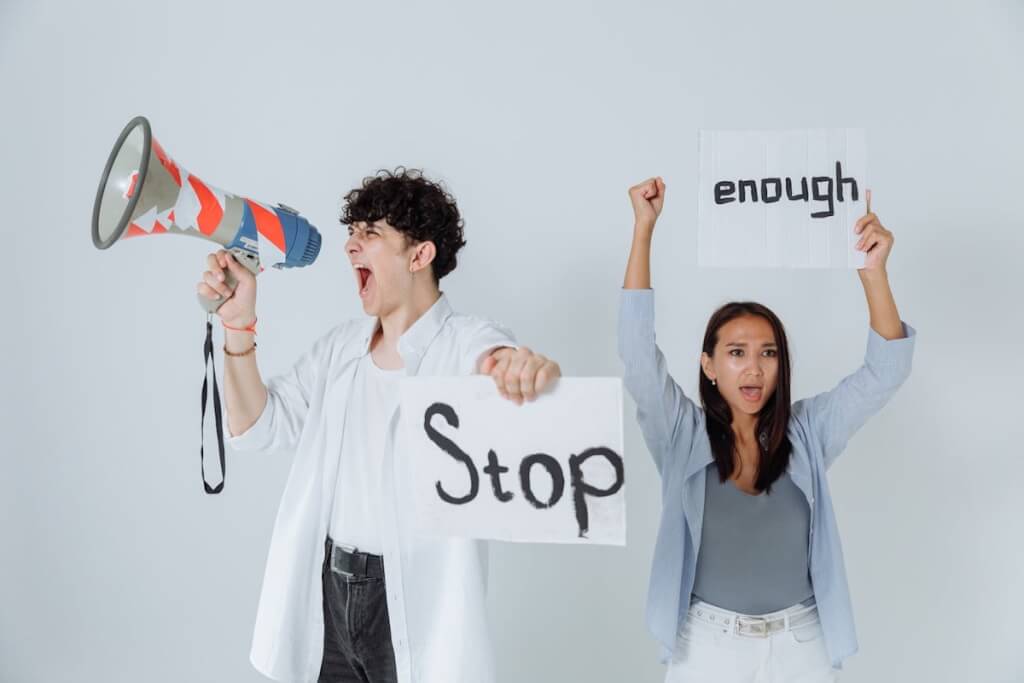 Stop the B2B Marketing Madness: Why Cold Outreach is Dead